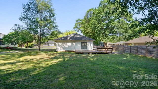 110 Globe Street, Mount Holly, NC 28120