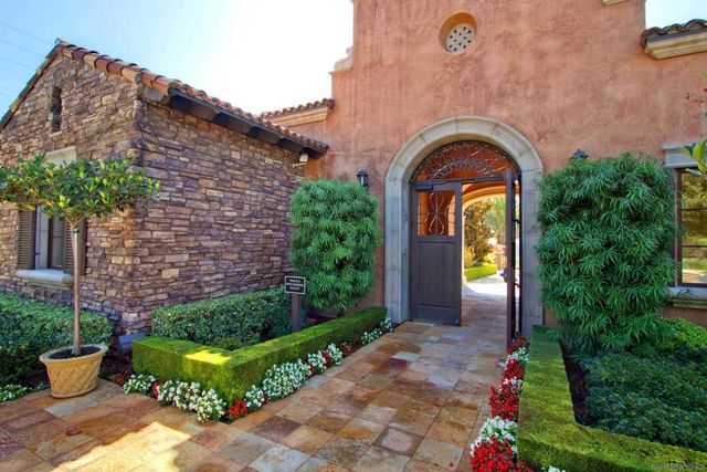 17928 El Brazo, Rancho Santa Fe, CA 92067
