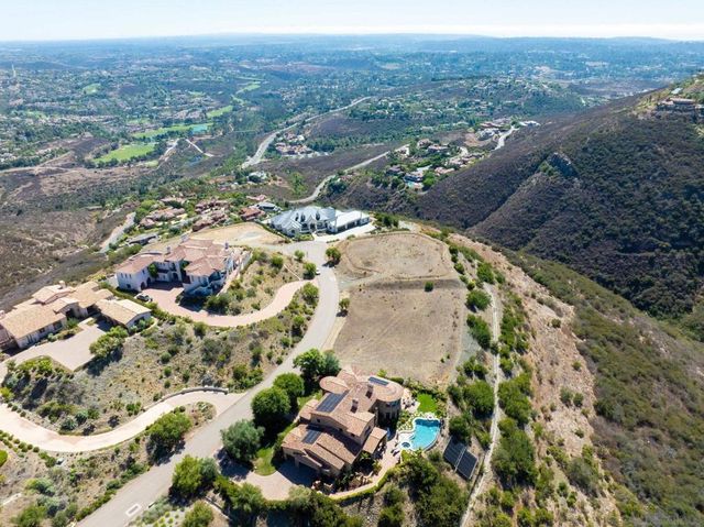 17928 El Brazo, Rancho Santa Fe, CA 92067