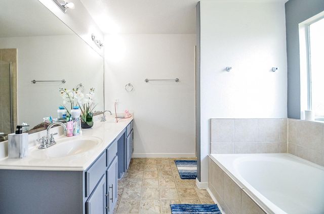 3118 Junction Drive, Houston, TX 77045