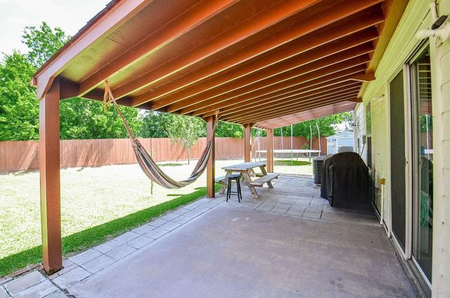3118 Junction Drive, Houston, TX 77045