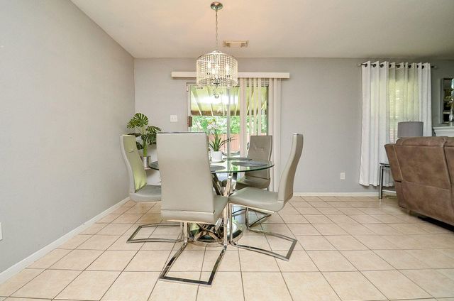 3118 Junction Drive, Houston, TX 77045
