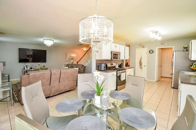 3118 Junction Drive, Houston, TX 77045