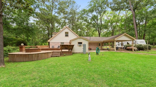 22764 Oak Shadows Place, New Caney, TX 77357