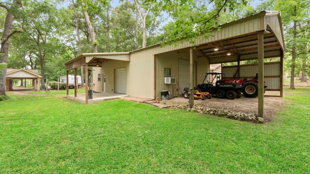 22764 Oak Shadows Place, New Caney, TX 77357