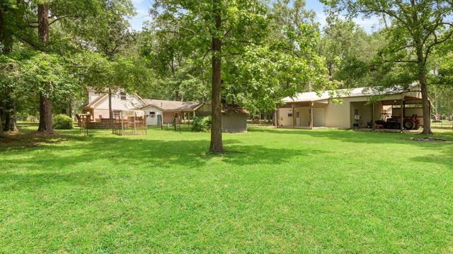 22764 Oak Shadows Place, New Caney, TX 77357