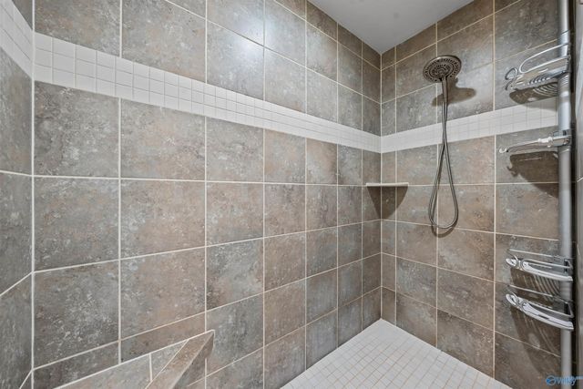 233 Dustin Lane NW, Madison, AL 35757