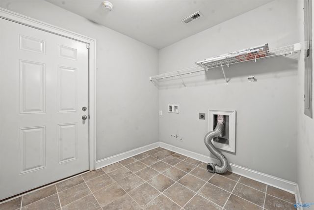 233 Dustin Lane NW, Madison, AL 35757