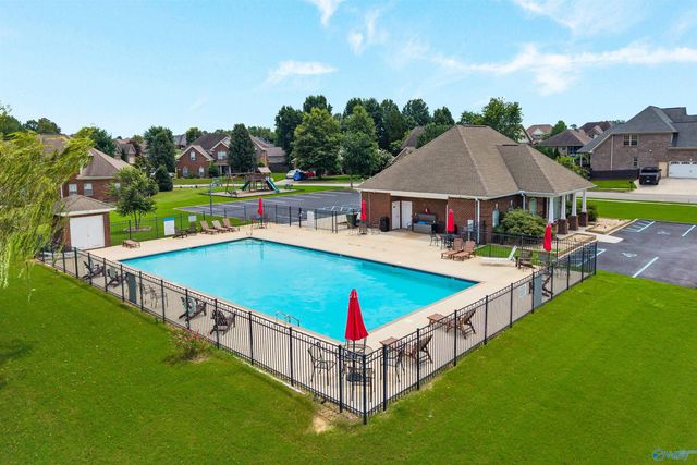 233 Dustin Lane NW, Madison, AL 35757