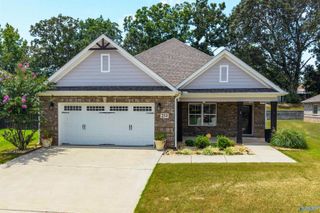 233 Dustin Lane NW, Madison, AL 35757