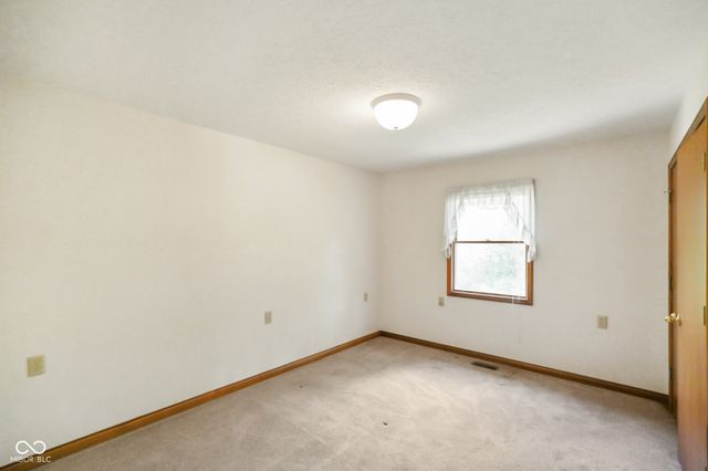11765 Civic Circle, Mooresville, IN 46158