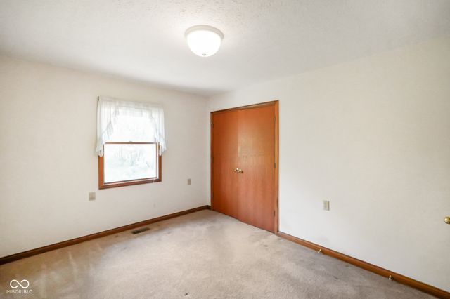 11765 Civic Circle, Mooresville, IN 46158