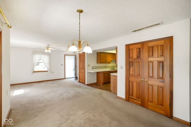 11765 Civic Circle, Mooresville, IN 46158