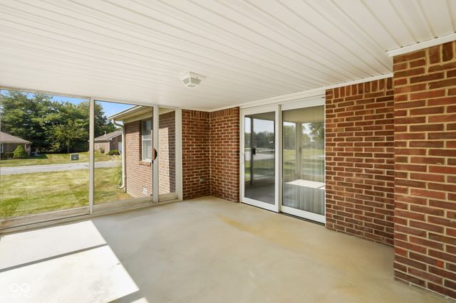 11765 Civic Circle, Mooresville, IN 46158