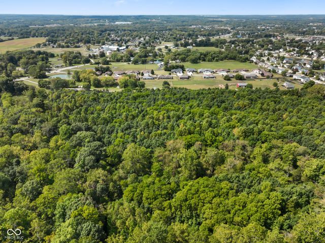 11765 Civic Circle, Mooresville, IN 46158