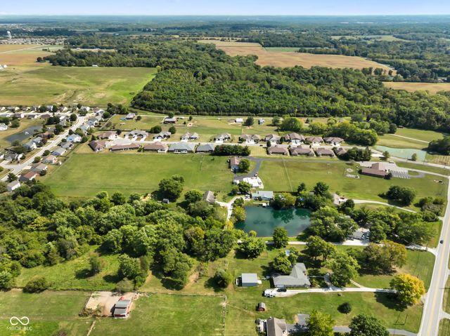 11765 Civic Circle, Mooresville, IN 46158