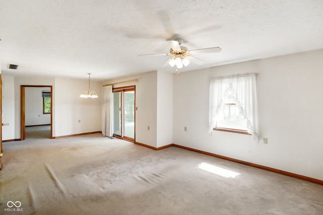 11765 Civic Circle, Mooresville, IN 46158