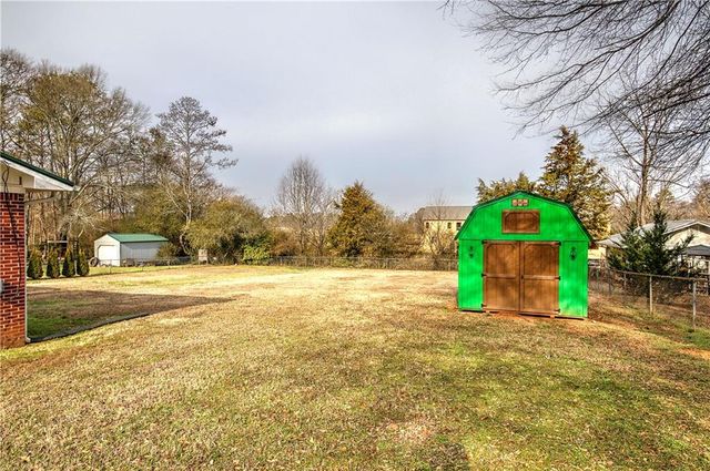 97 Pine Grove NW Circle, Adairsville, GA 30103