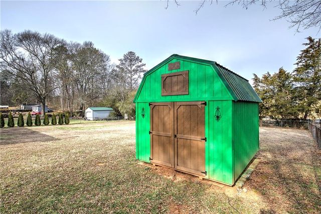 97 Pine Grove NW Circle, Adairsville, GA 30103