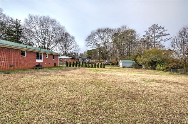 97 Pine Grove NW Circle, Adairsville, GA 30103