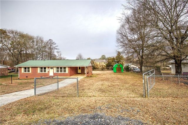 97 Pine Grove NW Circle, Adairsville, GA 30103