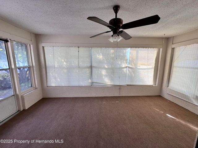 3480 Plaza Avenue, Spring Hill, FL 34608