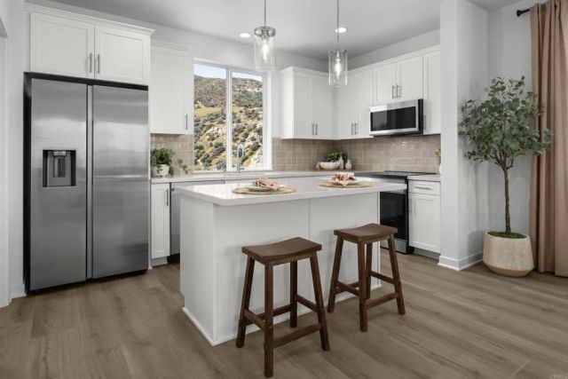 7611 Quest Lane, Santee, CA 92071