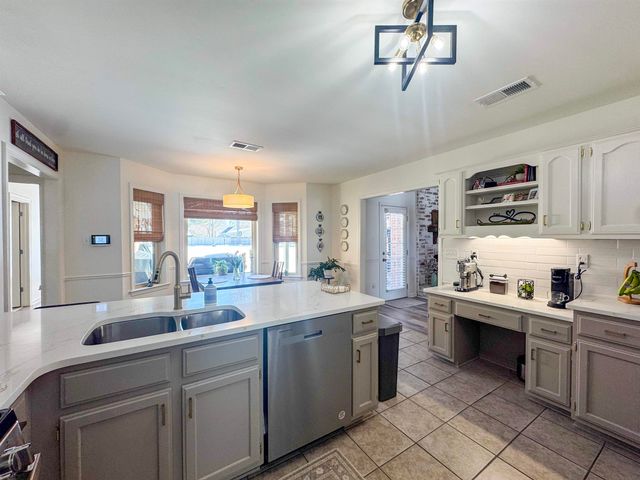 21 ASHLEY LN, Brighton, TN 38011