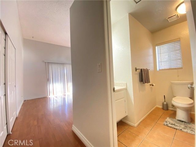 156 W Walnut A, Rialto, CA 92376