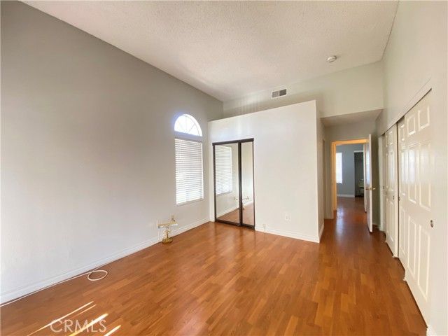 156 W Walnut A, Rialto, CA 92376