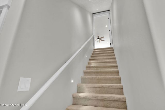 9015 CALIFORNIA STREET, Rathdrum, ID 83858