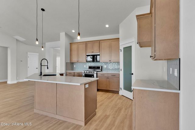 9015 CALIFORNIA STREET, Rathdrum, ID 83858