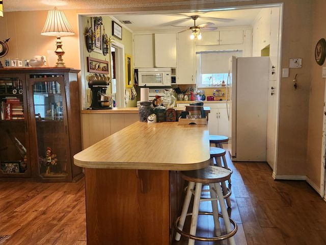 2210 S Martin St, Kilgore, TX 75662