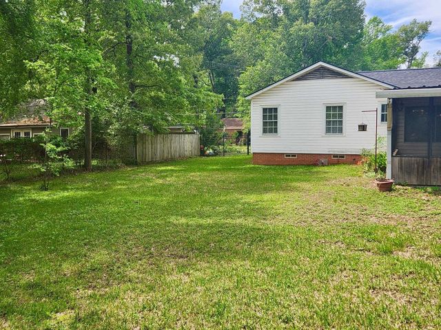2210 S Martin St, Kilgore, TX 75662