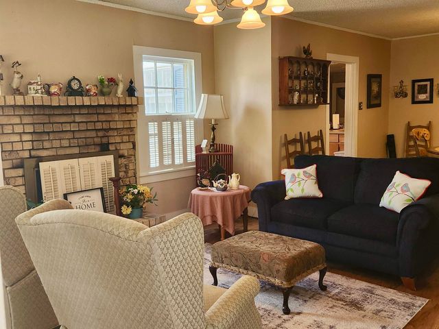 2210 S Martin St, Kilgore, TX 75662