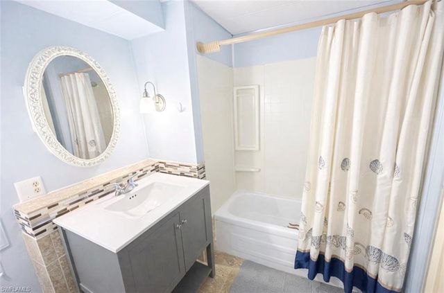 26110 Princess LN, Bonita Springs, FL 34135