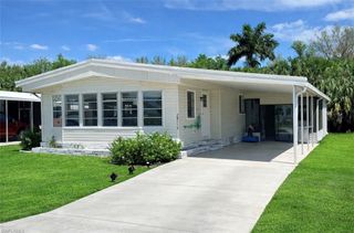 26110 Princess LN, Bonita Springs, FL 34135