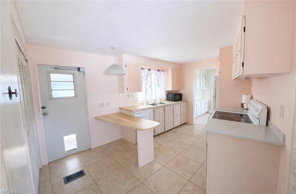26110 Princess LN, BONITA SPRINGS, FL 34135 — photo 5