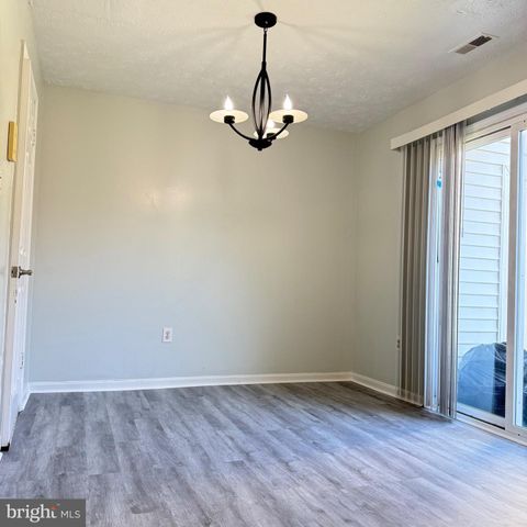 2423 W ROSECROFT VILLAGE CIR, Oxon Hill, MD 20745