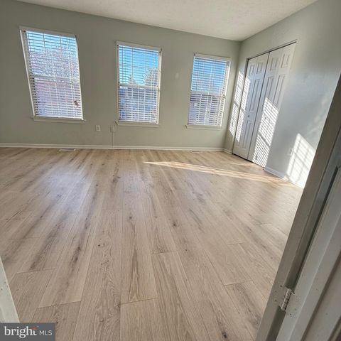 2423 W ROSECROFT VILLAGE CIR, Oxon Hill, MD 20745