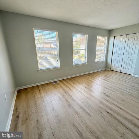 2423 W ROSECROFT VILLAGE CIR, Oxon Hill, MD 20745