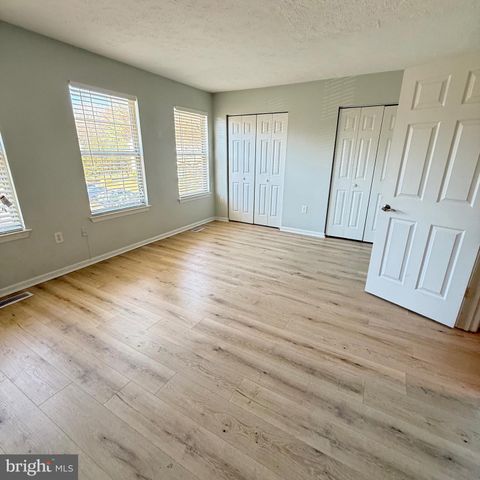 2423 W ROSECROFT VILLAGE CIR, Oxon Hill, MD 20745