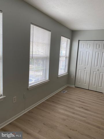 2423 W ROSECROFT VILLAGE CIR, Oxon Hill, MD 20745