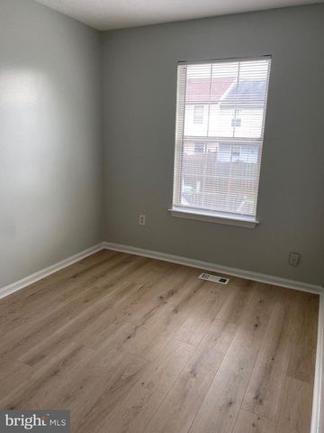 2423 W ROSECROFT VILLAGE CIR, Oxon Hill, MD 20745