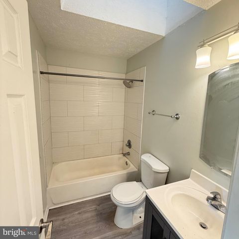2423 W ROSECROFT VILLAGE CIR, Oxon Hill, MD 20745