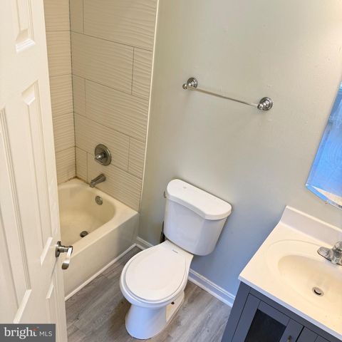 2423 W ROSECROFT VILLAGE CIR, Oxon Hill, MD 20745