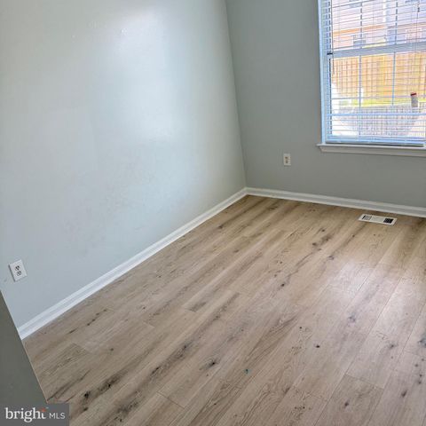 2423 W ROSECROFT VILLAGE CIR, Oxon Hill, MD 20745