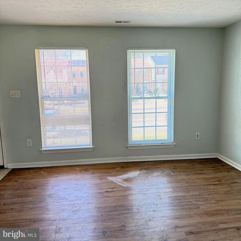 2423 W ROSECROFT VILLAGE CIR, Oxon Hill, MD 20745