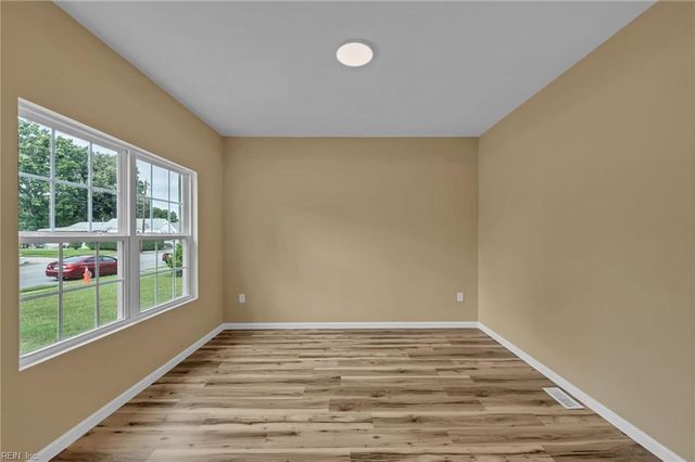 502 Center AVE, Newport News, VA 23601