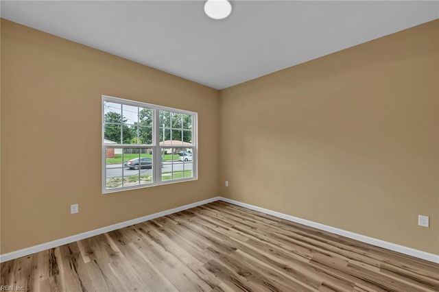 502 Center AVE, Newport News, VA 23601